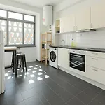 Do Bairro Hostel Lisbon