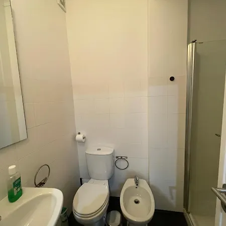 Do Bairro Hostel Lisbon