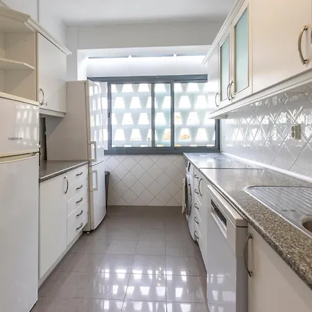 Do Bairro Hostel Lisbon