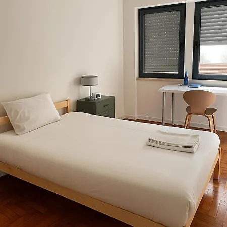 Do Bairro Hostel Lisbon