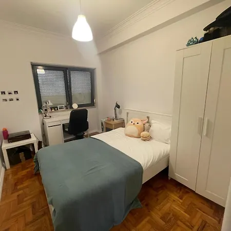 Do Bairro Hostel *